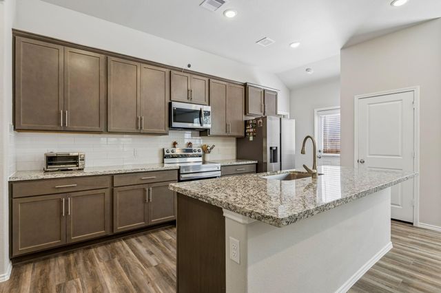 802 Lovebug Lane, Conroe, TX 77301