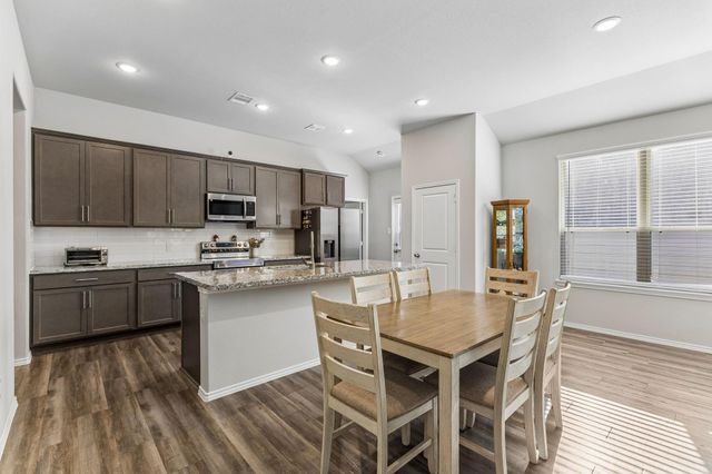 802 Lovebug Lane, Conroe, TX 77301