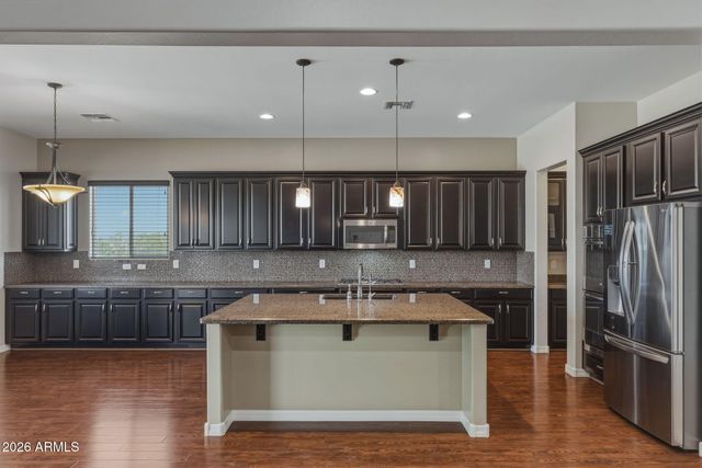 5706 N 186TH Drive, Litchfield Park, AZ 85340