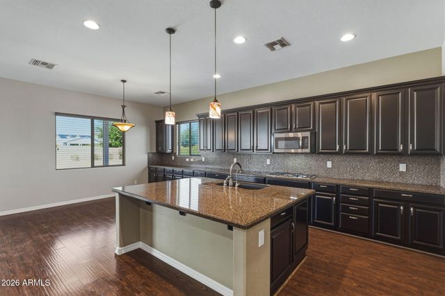 5706 N 186TH Drive, Litchfield Park, AZ 85340