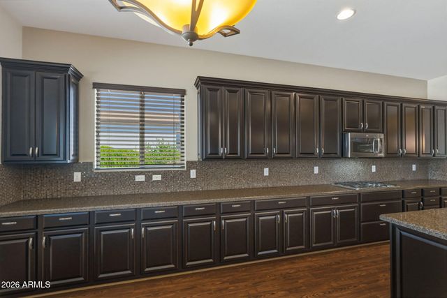 5706 N 186TH Drive, Litchfield Park, AZ 85340
