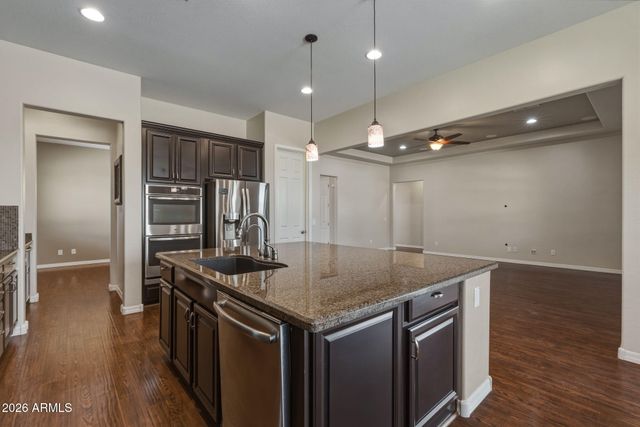 5706 N 186TH Drive, Litchfield Park, AZ 85340