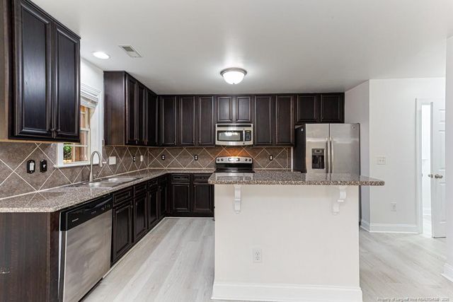 297 Colonist Place, Cameron, NC 28326