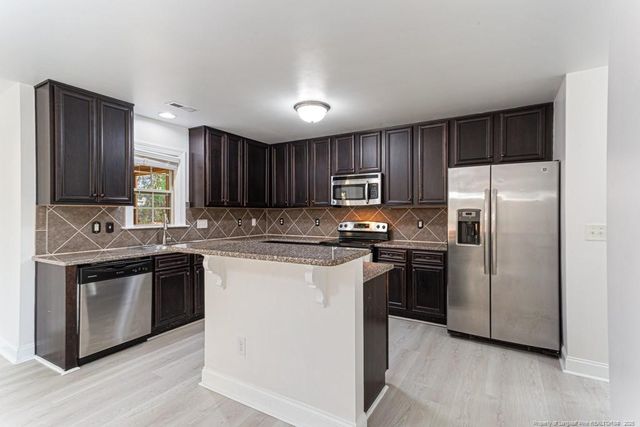 297 Colonist Place, Cameron, NC 28326