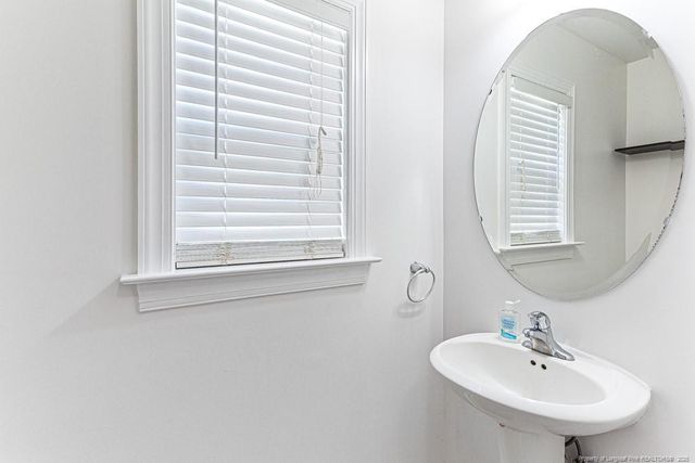 297 Colonist Place, Cameron, NC 28326