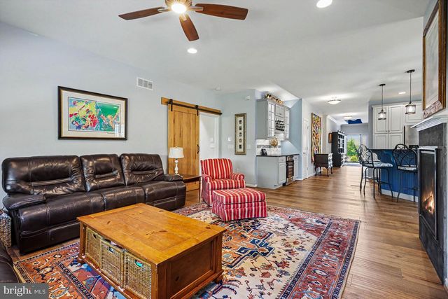 468 RESOLUTION DR, Lititz, PA 17543