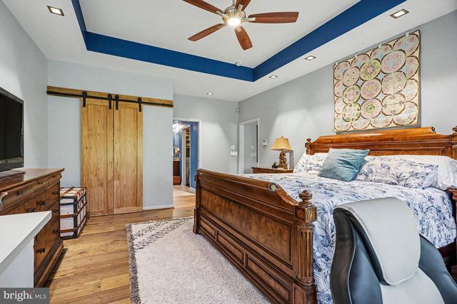 468 RESOLUTION DR, Lititz, PA 17543