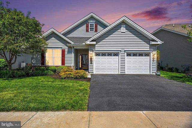 468 RESOLUTION DR, Lititz, PA 17543