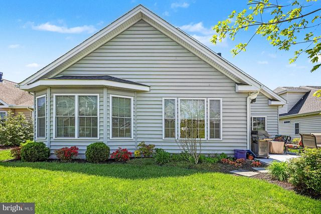 468 RESOLUTION DR, Lititz, PA 17543