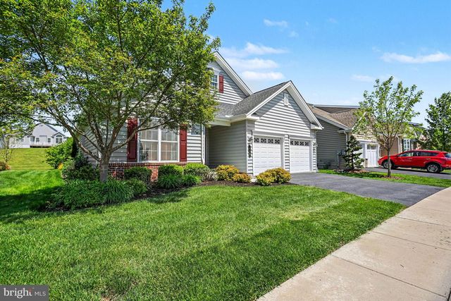 468 RESOLUTION DR, Lititz, PA 17543