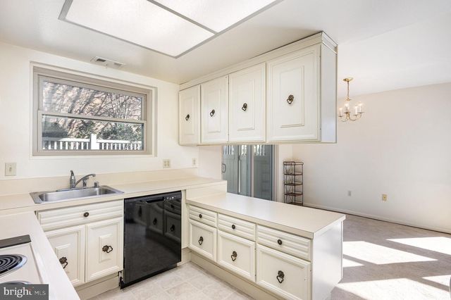 3498 Chiswick Ct # 39-D, Silver Spring, MD 20906
