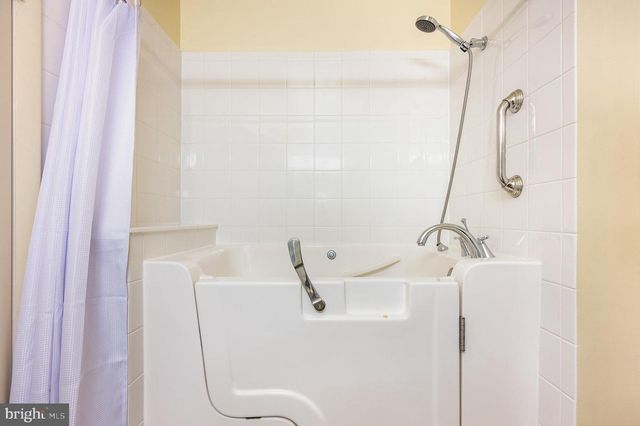 3498 Chiswick Ct # 39-D, Silver Spring, MD 20906