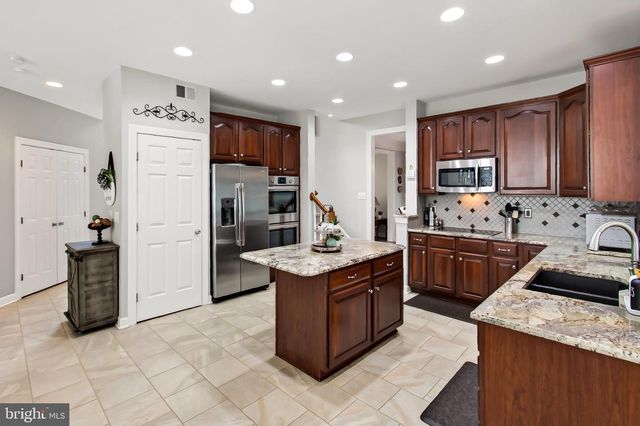 12326 COLD STREAM GUARD CT, Bristow, VA 20136