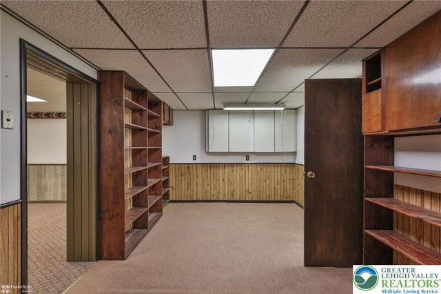 1364 Hickory Road, Lower Macungie Twp, PA 18062