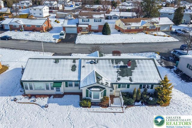 1364 Hickory Road, Lower Macungie Twp, PA 18062