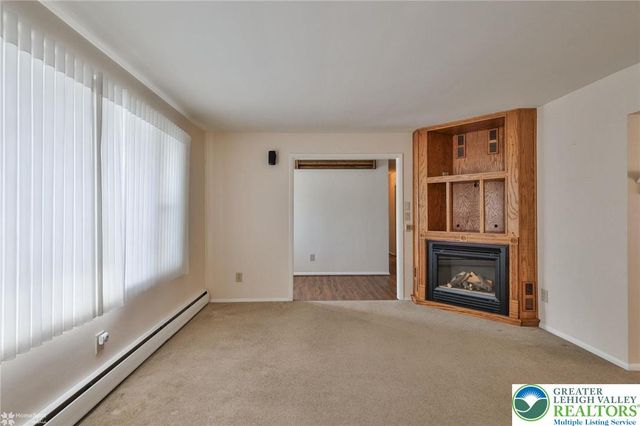 1364 Hickory Road, Lower Macungie Twp, PA 18062