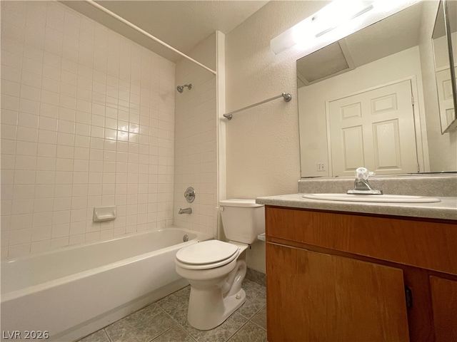2209 James Bilbray Drive 101, Las Vegas, NV 89108