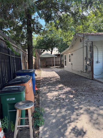 2209 E 5th ST, Austin, TX 78702