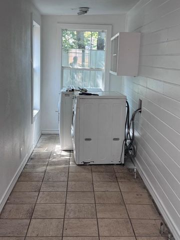 2209 E 5th ST, Austin, TX 78702