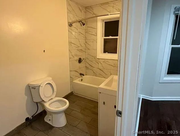 21 Foster Street, Meriden, CT 06451