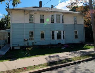 21 Foster Street, Meriden, CT 06451