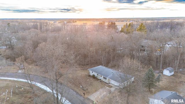 4507 GREENLAWN Court, Pekin, IL 61554