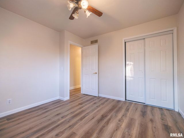 4507 GREENLAWN Court, Pekin, IL 61554