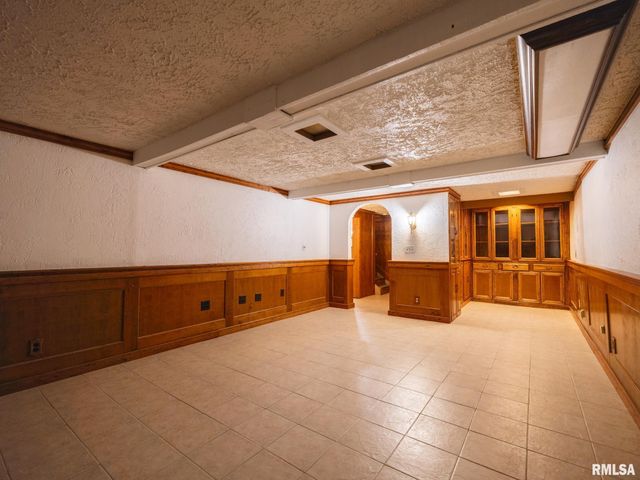 4507 GREENLAWN Court, Pekin, IL 61554