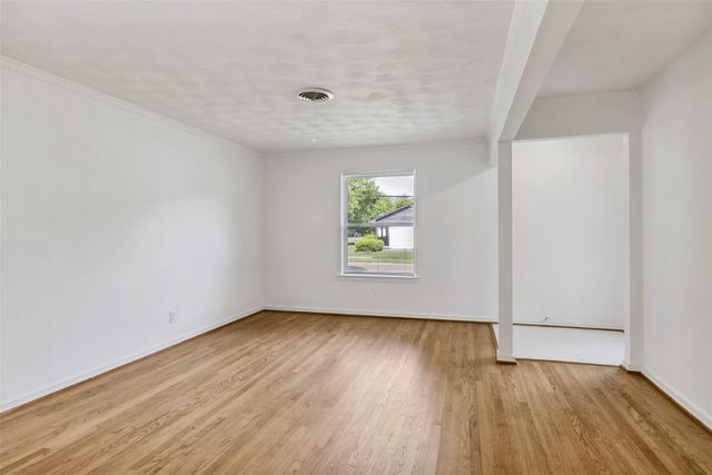 9935 Chippendale Drive, Dallas, TX 75238