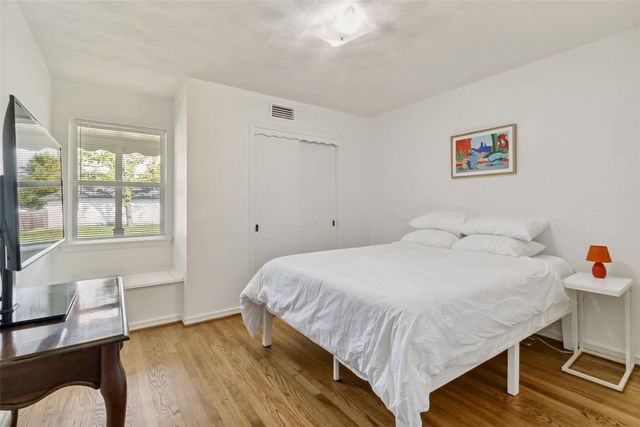 9935 Chippendale Drive, Dallas, TX 75238