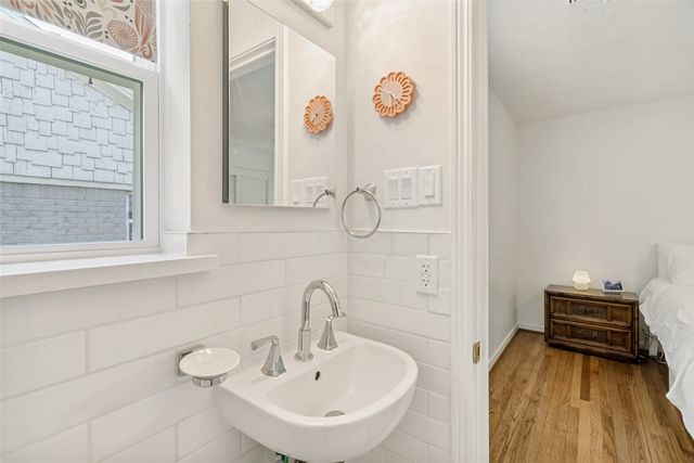 9935 Chippendale Drive, Dallas, TX 75238