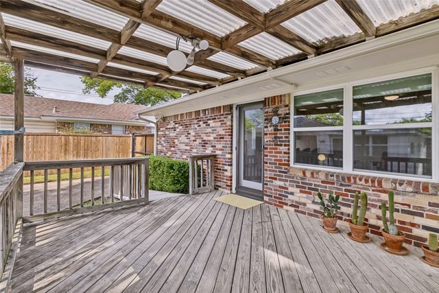 9935 Chippendale Drive, Dallas, TX 75238