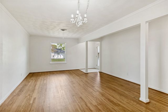 9935 Chippendale Drive, Dallas, TX 75238