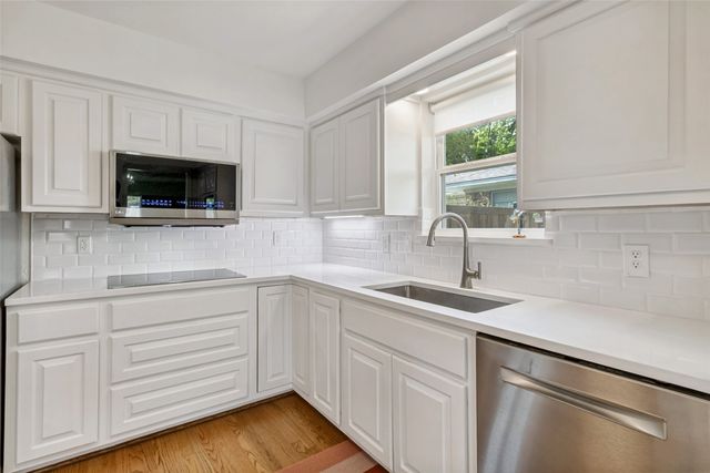 9935 Chippendale Drive, Dallas, TX 75238