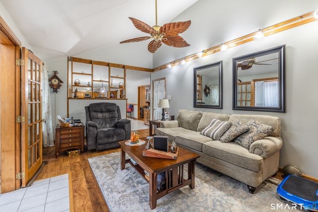 91 Ford Street, Ansonia, CT 06401