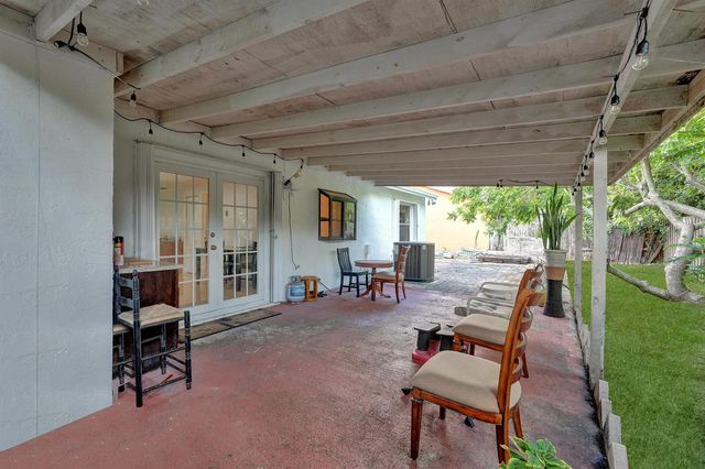 6134 E Wauconda Way E, Lake Worth, FL 33463