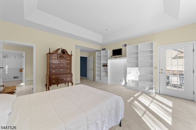 47 Hedge Row Rd, Plainsboro Twp., NJ 08540