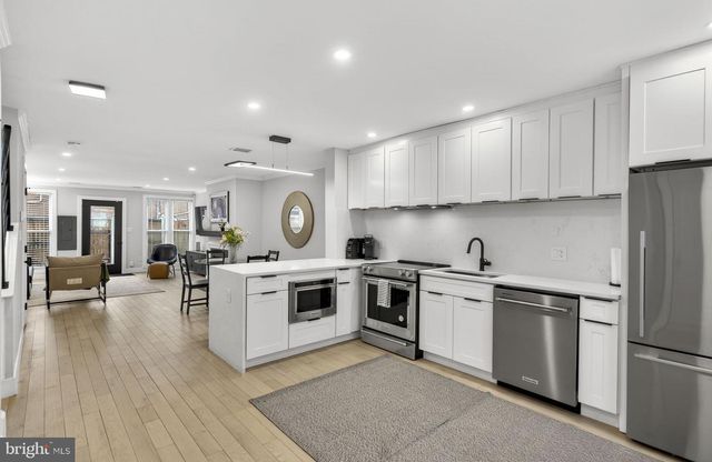 1409 SOUTH CAPITOL ST SW, Washington, DC 20003