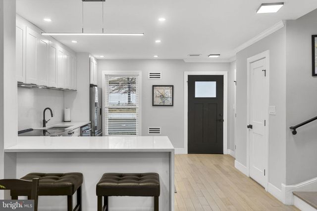 1409 SOUTH CAPITOL ST SW, Washington, DC 20003