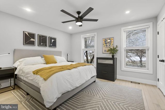 1409 SOUTH CAPITOL ST SW, Washington, DC 20003