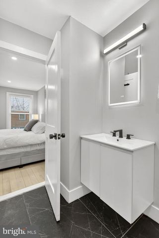 1409 SOUTH CAPITOL ST SW, Washington, DC 20003