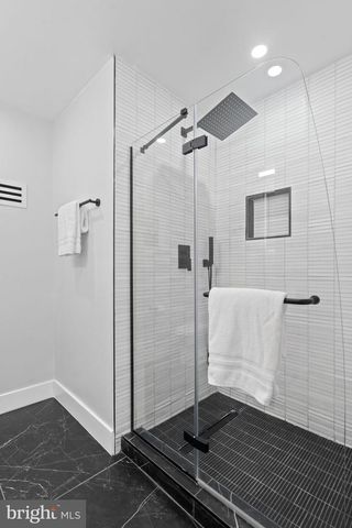 1409 SOUTH CAPITOL ST SW, Washington, DC 20003