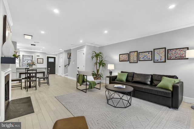 1409 SOUTH CAPITOL ST SW, Washington, DC 20003