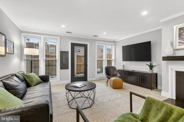 1409 SOUTH CAPITOL ST SW, Washington, DC 20003