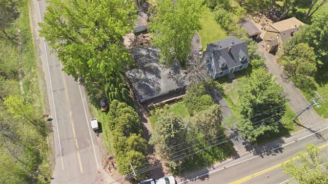 1122 County Road C E, Maplewood, MN 55109