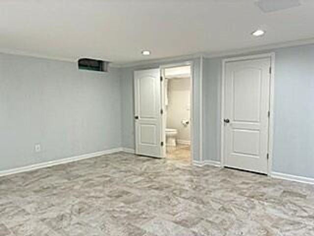 671 Liberty Pointe Drive, Ann Arbor, MI 48103