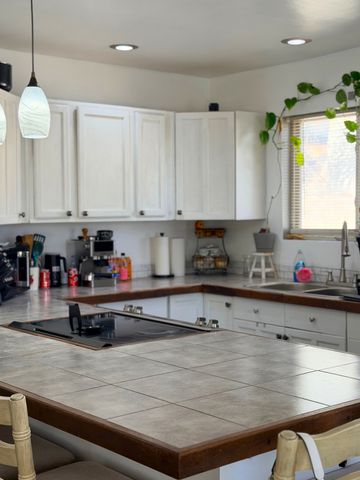 4 Platt Court, Espanola, NM 87532