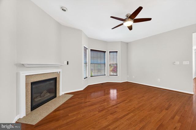 25139 HUMMOCKY TER, Aldie, VA 20105