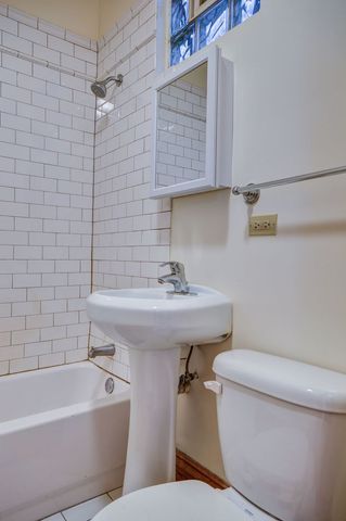 3722 N Fremont Street 2, Chicago, IL 60613