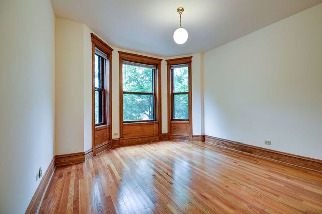 3722 N Fremont Street 2, Chicago, IL 60613